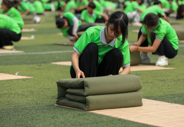 化工技师学院新生叠被子大赛(10980730)-20240902150215