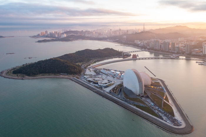 珠海“日月贝”，是中国唯一建设在海岛上的歌剧院，已成为珠海的新名片。珠海传媒集团记者 梁冠贤 摄